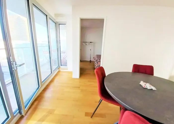 Modern And Smart - 13 Bibliotheque Francois Mitterrand Paříž