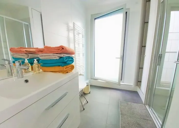 Modern And Smart - 13 Bibliotheque Francois Mitterrand * Paris